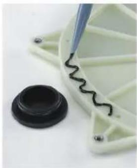 KATHREIN HDP 650 GPS - Installing the Turntable - 7