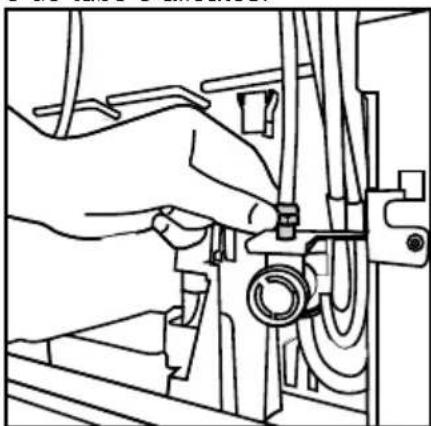 BEKO GN163242XBN - Conexión de la manguera de agua al aparato - 3