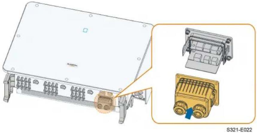 Technical illustration of an electronic device chassis with internal components and a highlighted connector (no text or symbols)