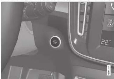 VOLVO XC40 Twin Engine (2020) - Starting the car - 1