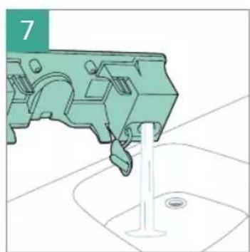 Illustration of a mechanical component with a water level indicator (no text or symbols)