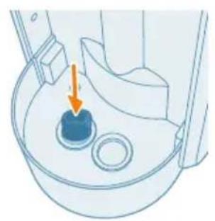 PHILIPS 3000 Series XW3192 - Czyszczenie punktu podłączenia zbiornika brudnej wody (co trzy miesiące) - 4