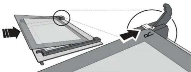 FRANKE FSL 82 H - PRESS TO CLEAN - CURĂȚAREA GEAMULUI DIN STICLĂ - 2