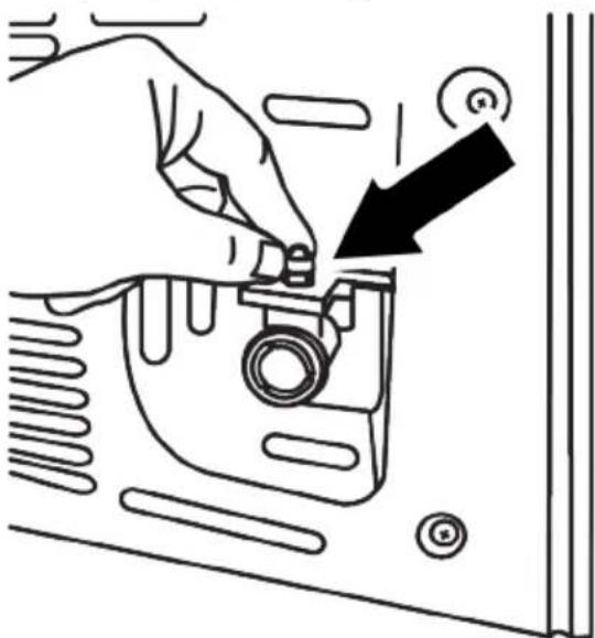BEKO B7RGNE665ZDS - De waterslang aansluiten op het product - 3