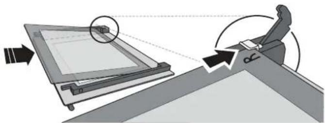 FRANKE FSM 82 HE - PRESS TO CLEAN - NETTOYER LA VITRE - 2