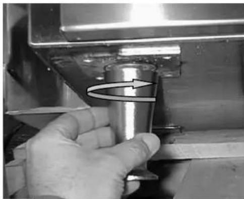 AutoFry MTI-10XL-3 - Leg installation. - 2
