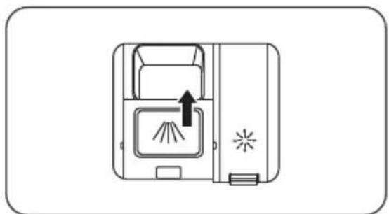 Line drawing of a microwave oven with a lid and air vent, showing airflow direction, no text or symbols.