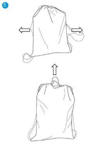 Two-step illustration of a bag being folded, showing left and right fold movements (no text or symbols)