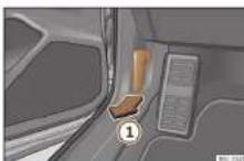 Cupra Formentor (2026) - Opening and closing the bonnet - 1