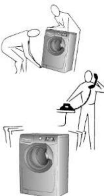 Illustration de trois personnes travaillant sur une machine à laver, l'une tenant un téléphone à l'autre (aucun texte ou symbole présent).