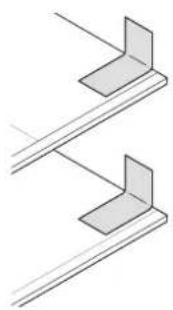 Pure diagram of two identical L-shaped metal profiles with diagonal lines, no text or symbols present