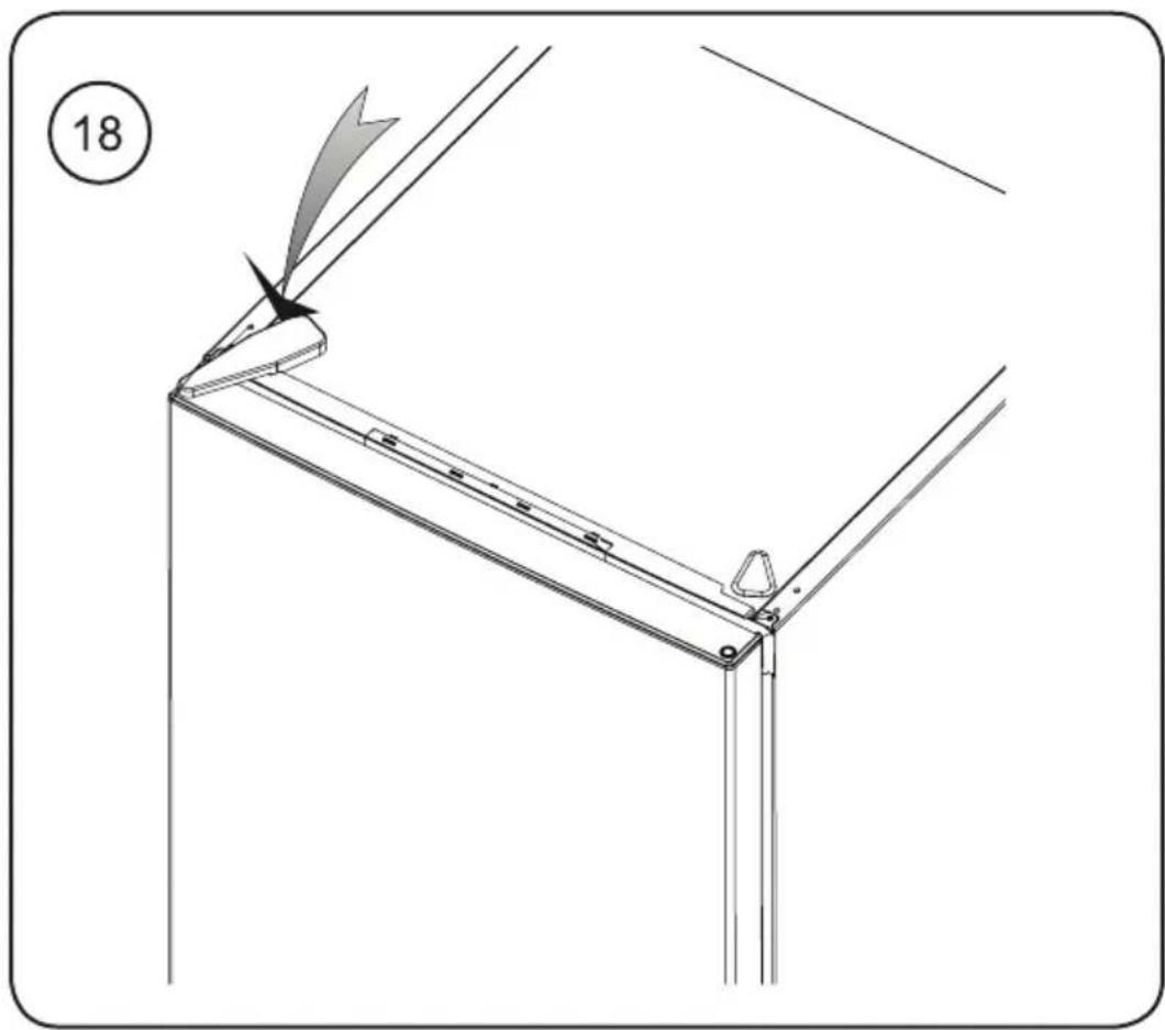 Technical line drawing of a mechanical bracket assembly with no visible text or symbols.
