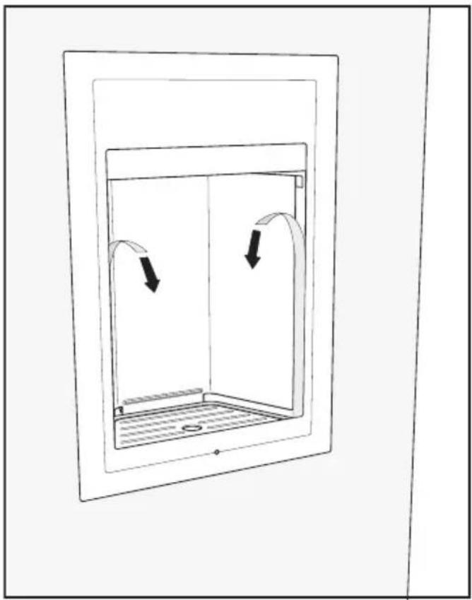 Line drawing of a double door with two arrows indicating clockwise motion (no text or symbols)