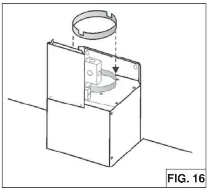 Technical line drawing of a mechanical assembly with a circular component and internal components (no text or symbols)
