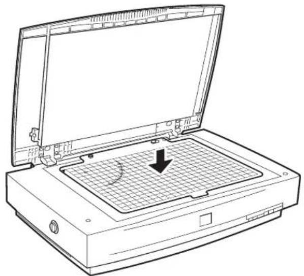 Line drawing of an open laptop with a grid screen and a black arrow indicating a fold or change (no text or symbols present)