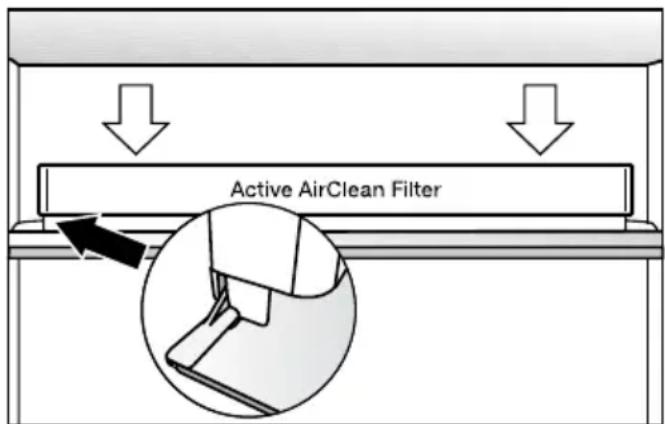 MIELE KFN 4397 CD - Con alimenti dall'odore particolarmente intenso (p.es. formaggio saporito) fare attenzione a quanto segue: - 1