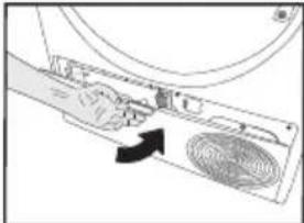 BEKO BT113DBS - Cleaning the condenser - 7