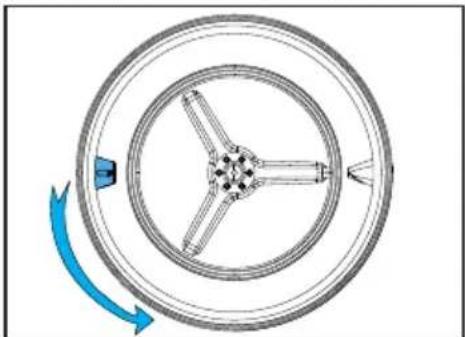 BEKO BT113DBS - Riempire il serbatoio dell'acqua - 1