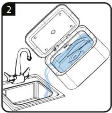 Illustration of a kitchen sink with a water bath inside, showing the lid and drain (no text or symbols)