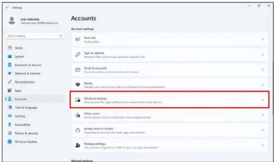 Settings aer welcome welcome:ace.2038@hotmail.com Accounts Account settings Find a setting Home System Bluetooth & devices Network & internet Personalization Apps Accounts Time & language Gaming Accessibility Privacy & security Windows Update Your info Profile photos Sign-in options Windows Hello, s…