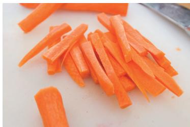 CECOTEC Turbocecofry 4d Acc - Carrot sticks with paprika - 1