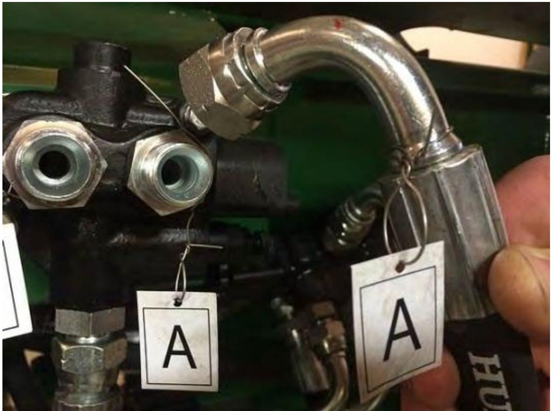 A A HU