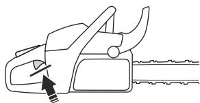 HUSQVARNA 555 - Kontrola páčky plynu a poistky páčky plynu - 3